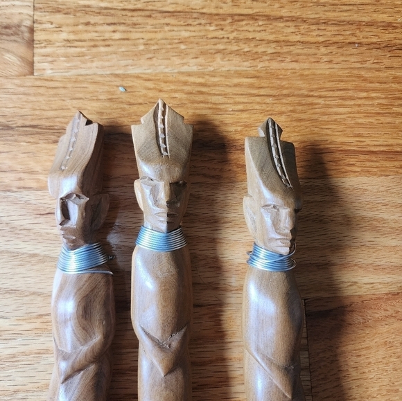 Vintage tribal wooden hand Carved serving set - Picture 2 of 5